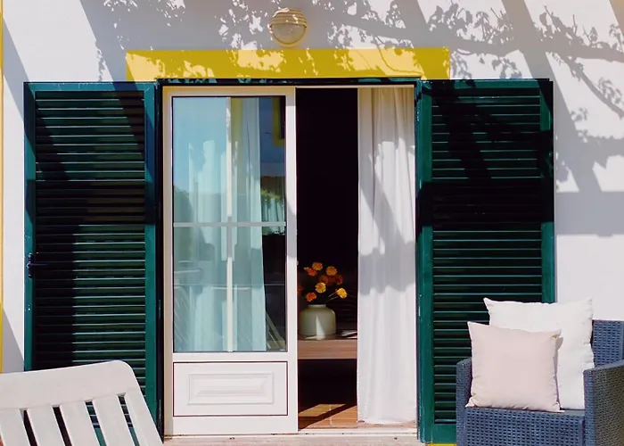 Дом отдыха Benagil House - Yasmin *